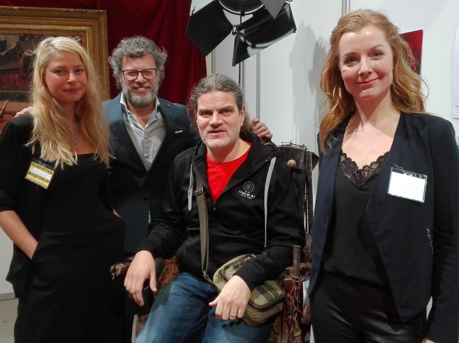 Steen Langstrup med instruktør Søren Juul Petersen og skuespillerne Anne Bergfeld og Karin Michelsen